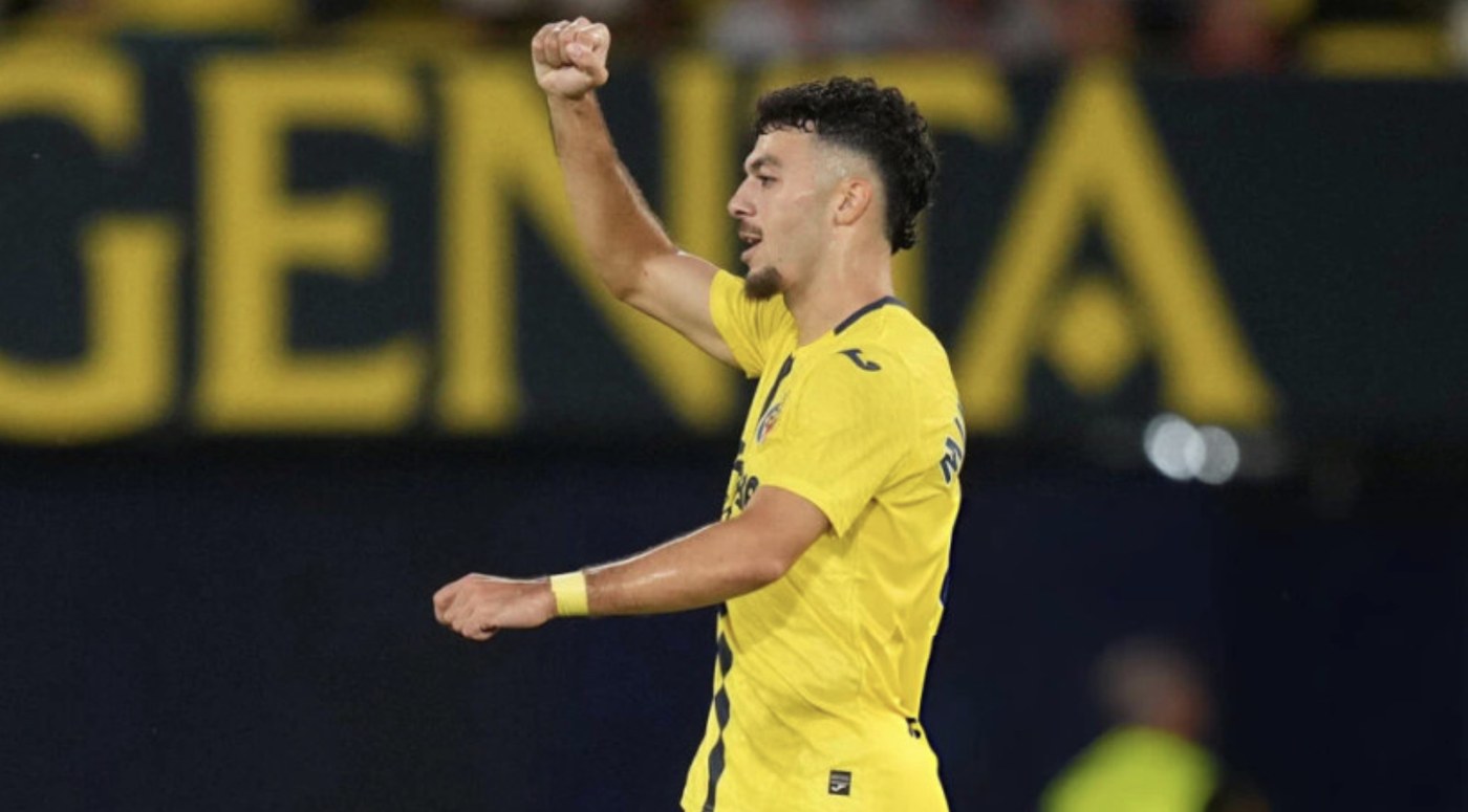 Georges Mikautadze celebrates for Villarreal